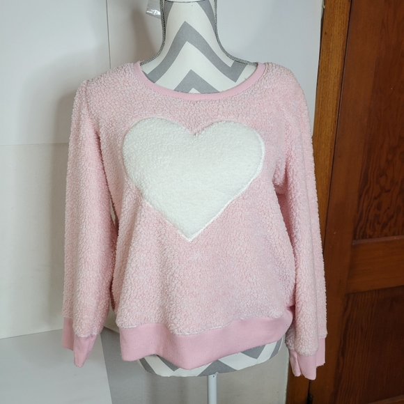 Womens Jaclyn Intimates pink furry top with furry Heart size Large - Picture 2 of 10